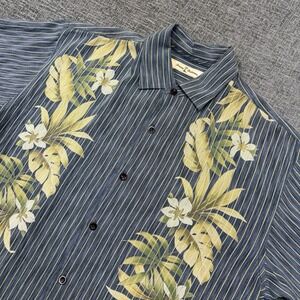 Tommy Bahama Shirt Mens Large Blue Stripe Hawaiian Silk Camp Button Up